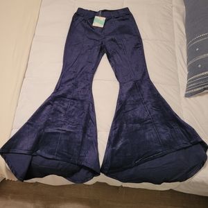 Umgee Navy pants Size small NWT